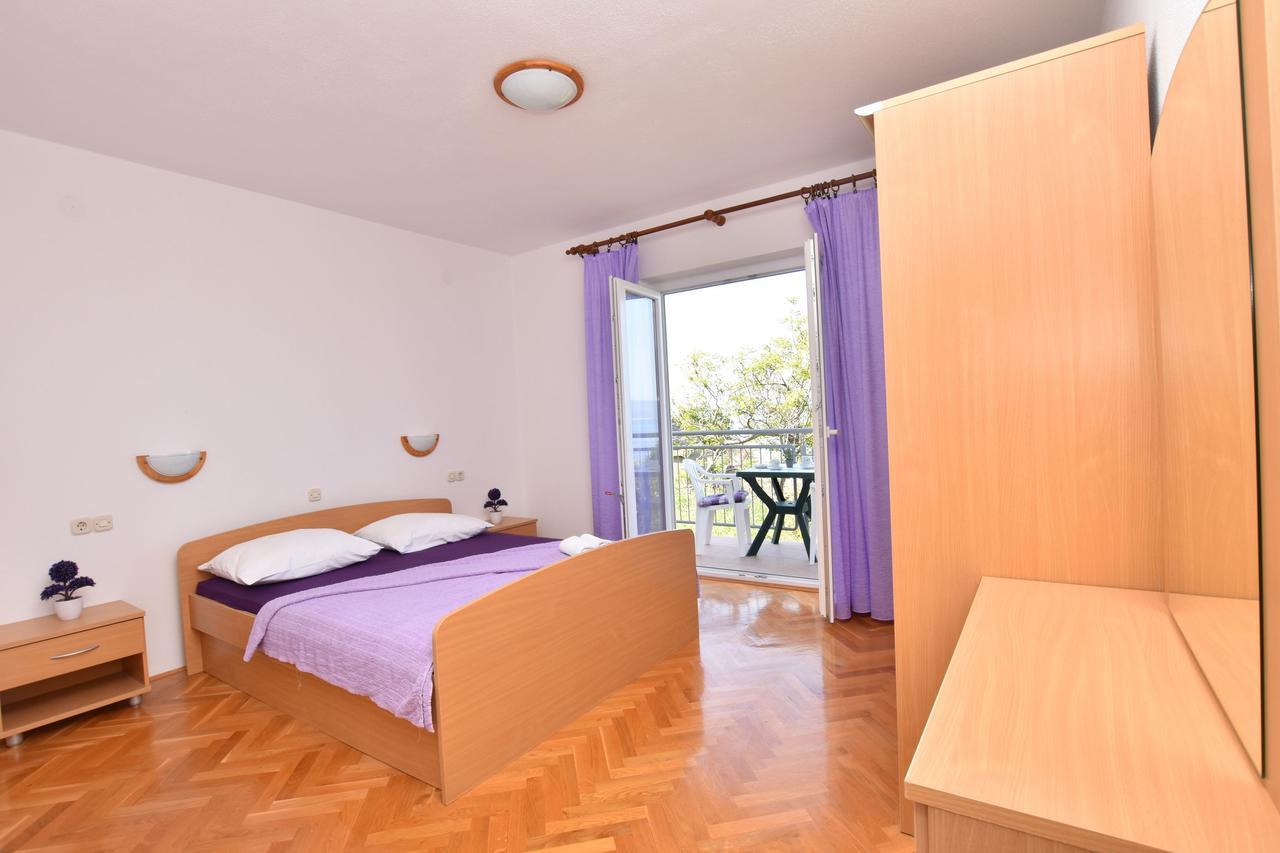 Apartment Angelina Brela Esterno foto