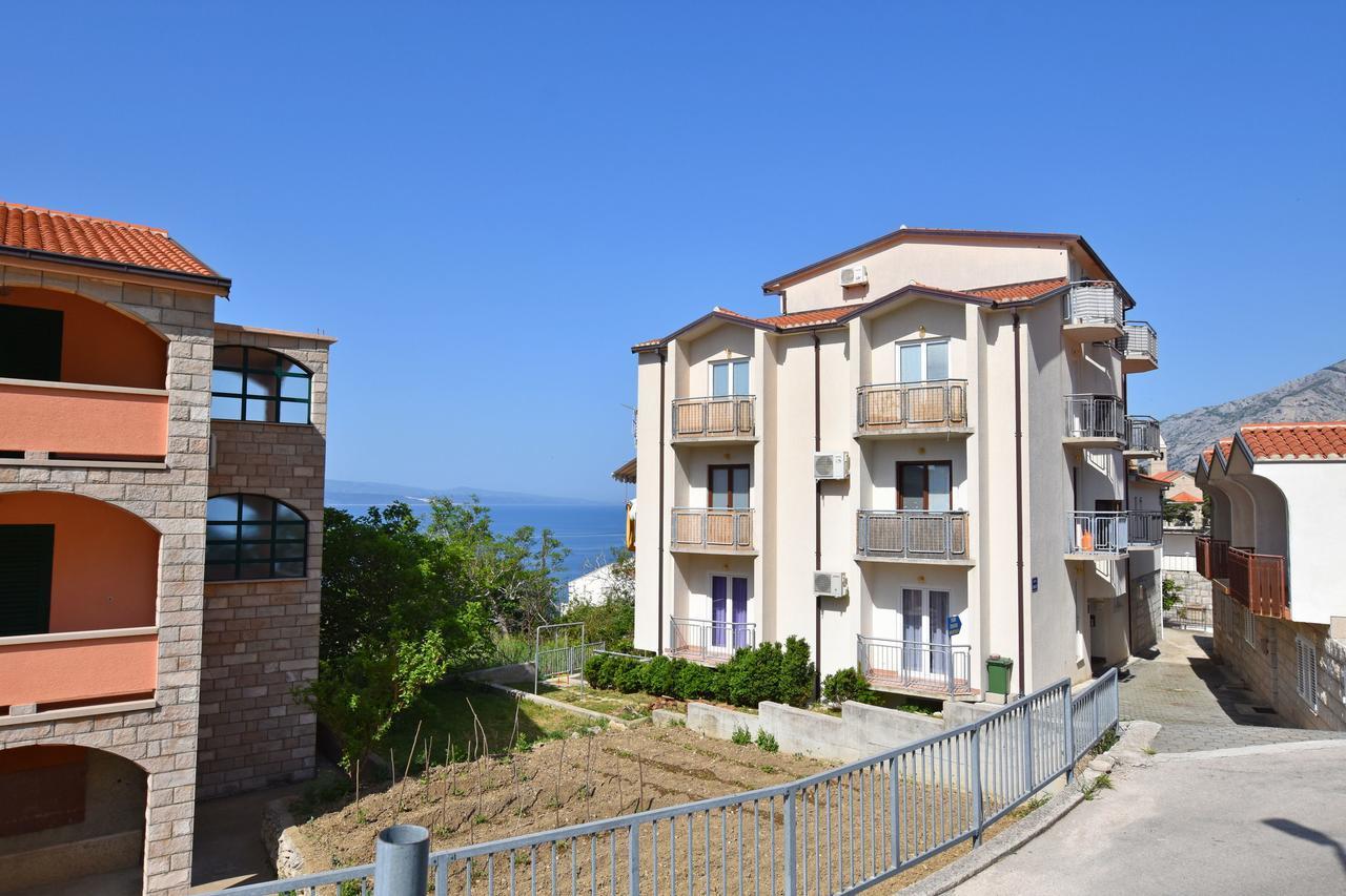 Apartment Angelina Brela Esterno foto
