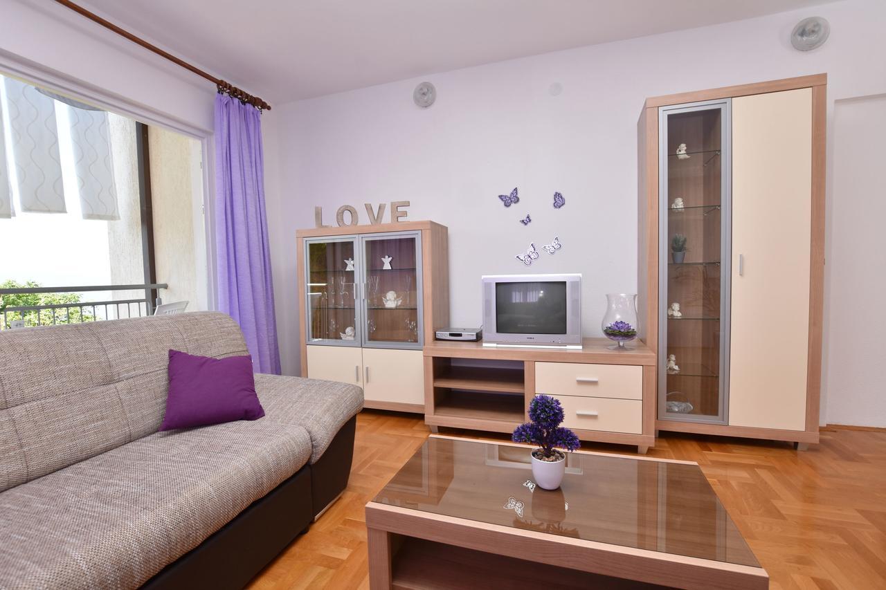 Apartment Angelina Brela Esterno foto