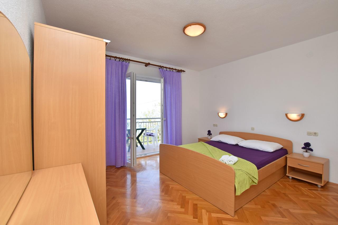 Apartment Angelina Brela Esterno foto