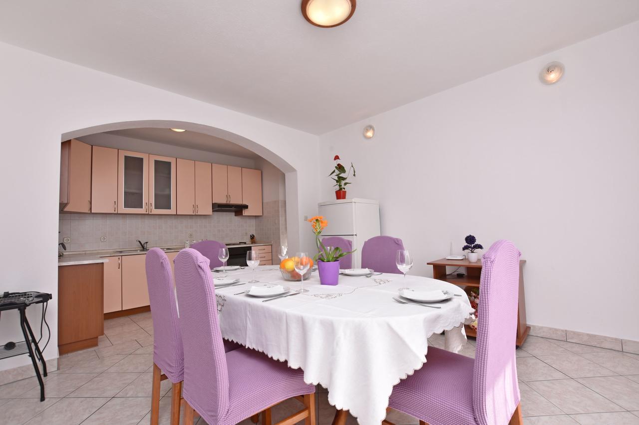 Apartment Angelina Brela Esterno foto